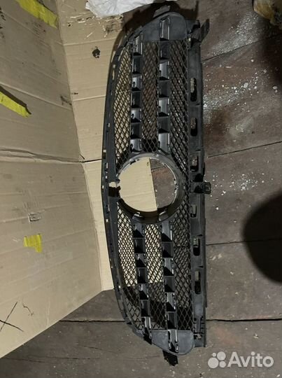 Решетка радиатора mercedes w212