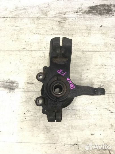 Поворотный кулак прав. Mazda 3