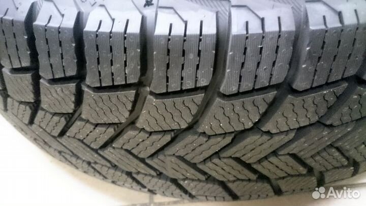 Michelin X-Ice Snow 205/55 R16 94H