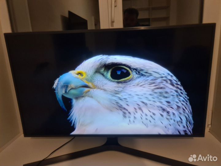 Топовый телевизор Sansung UE43RU7400U