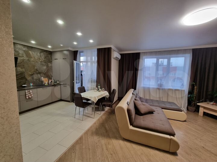 3-к. квартира, 82 м², 16/17 эт.