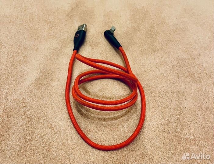 Красный кабель для зарядки айфона 3А