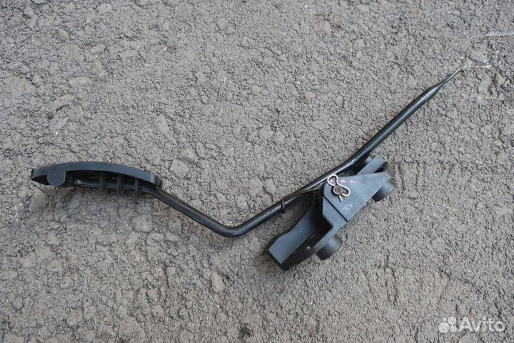 Педаль газа механическая Hyundai Getz