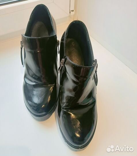 Ботильоны женские лаковые 38 размер