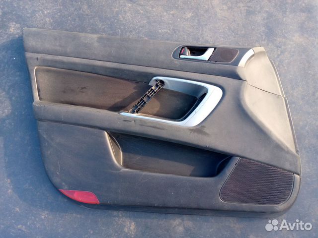 Обшивка дверей передней левой Subaru Legacy B4