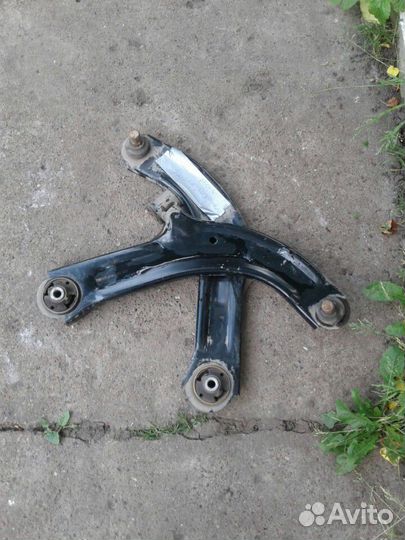 Рычаги логан.лансер