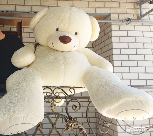 Большие плюшевые медведи