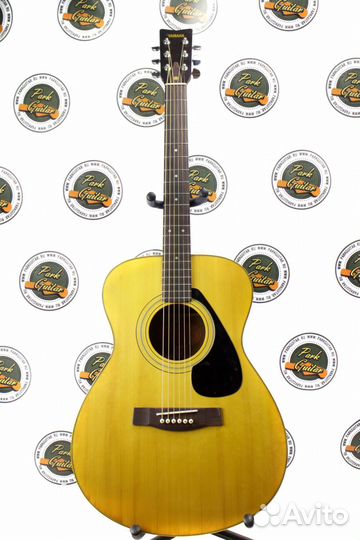 Акустическая гитара Yamaha