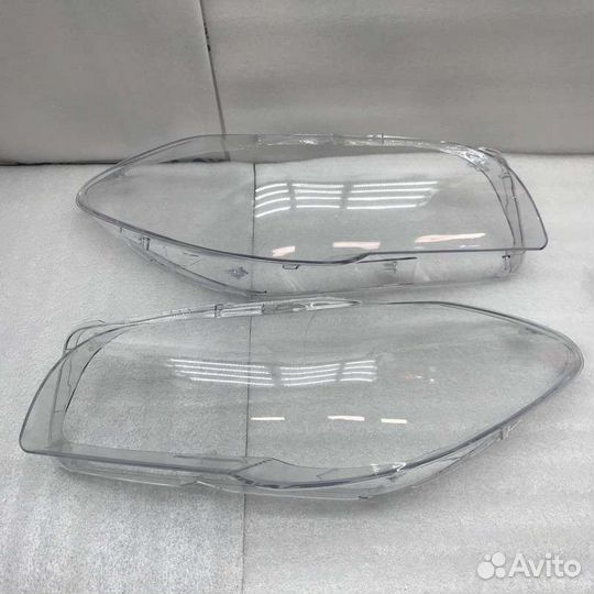 Стекло фар BMW F10, F11,F 18 (2008-2010)