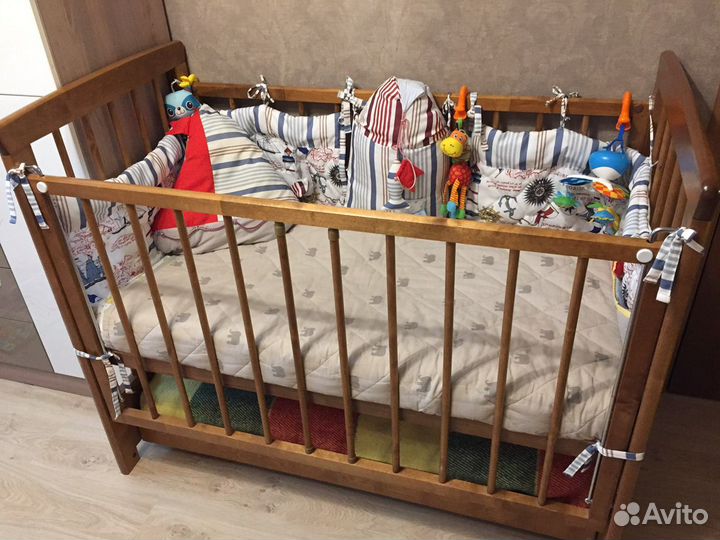 Бортики в детскую кроватку
