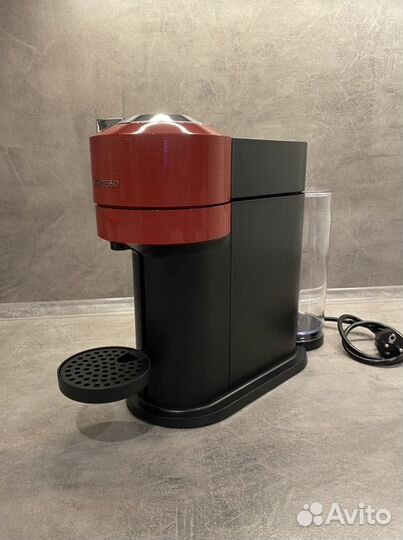 Капсульная кофемашина Nespresso Vertuo Next GCV1