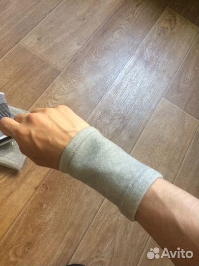 Ракетки, воланчики, напульсники, брелки