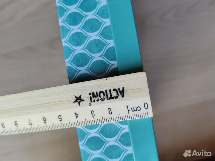 Коробка для упаковки подарка