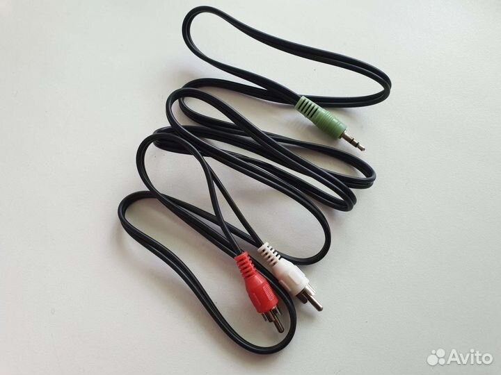 Кабель jack 3.5 - 2 rca 1,5 метра