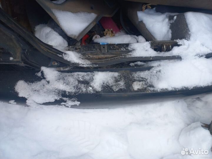 Задний бампер nissan primera p11