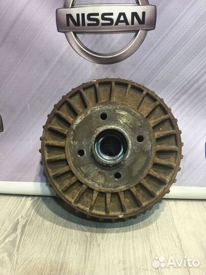 Тормозной барабан Nissan almera G15 Лев, Прав