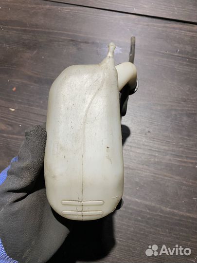 Расширительный бачок для Suzuki GSR750 11-16