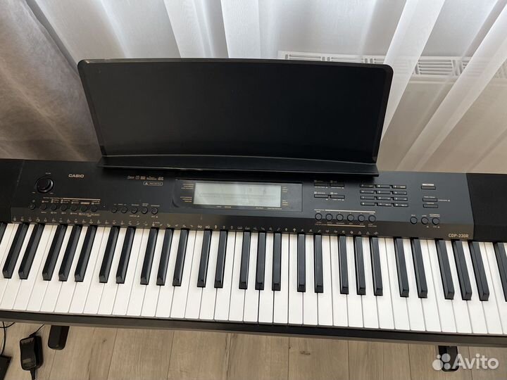 Цифровое фортепиано casio