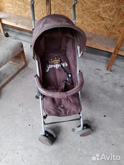 Прогулочная коляска
