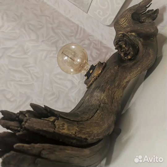 Светильник