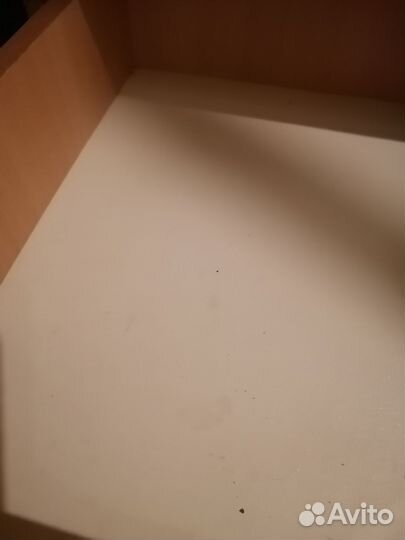 Тумба офисная с ящиками на колесах