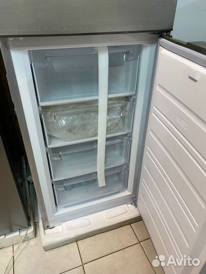 Холодильник Atlant хм 4425-049 ND 206.8 см