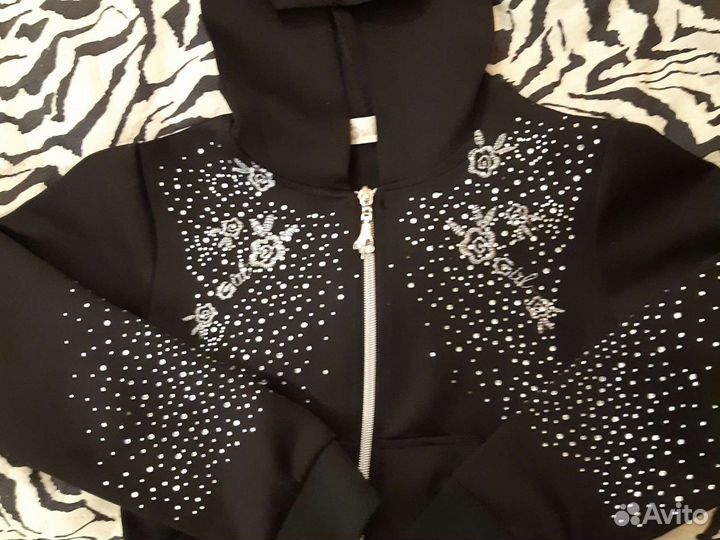 Спортивный костюм для девочки. Стиль 