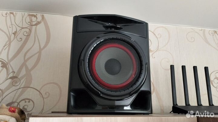 Музыкальный центр LG xboom CJ45