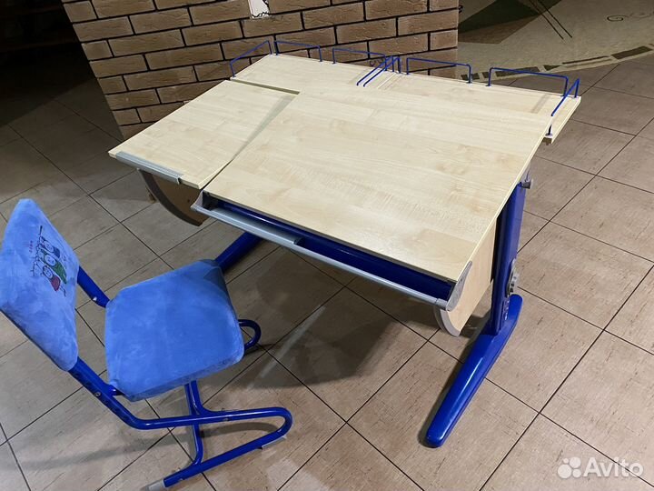 Растущая парта и стул