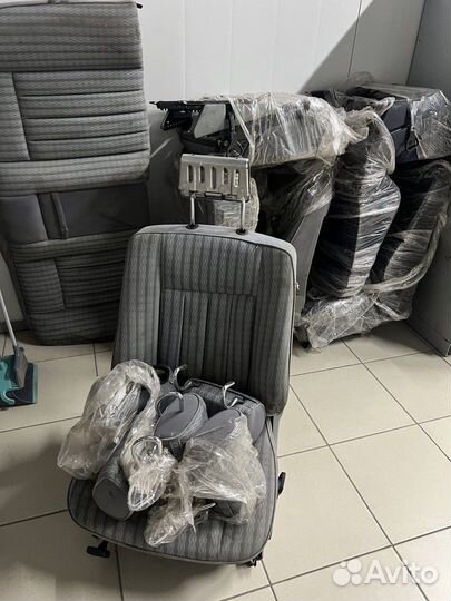 Автомобильное сиденье от иномарки