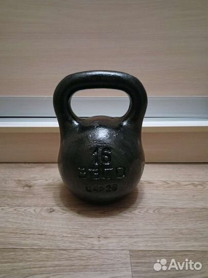 Гиря 16кг, 24кг, 4кг, гантели 20, 16, 10