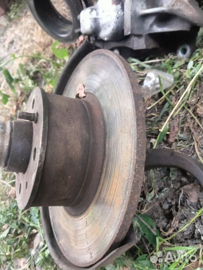 Поворотный кулак ваз 2107