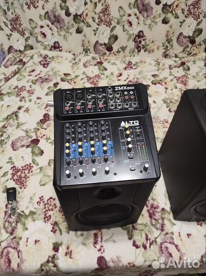 Студийные мониторы