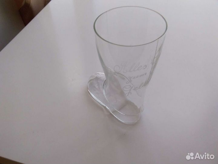 Стеклянная прозрачная посуда