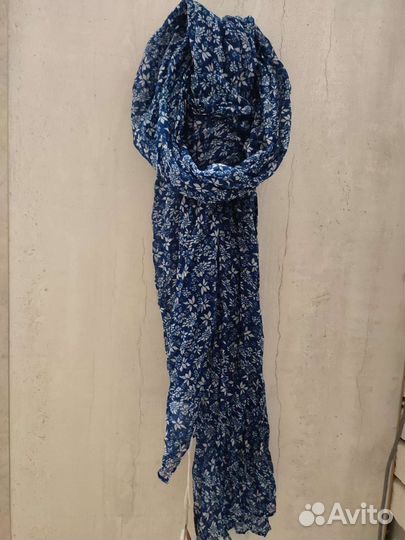 Шарфы и палантины новые, Италия. OVS