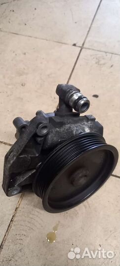 Насос гур Mercedes w204