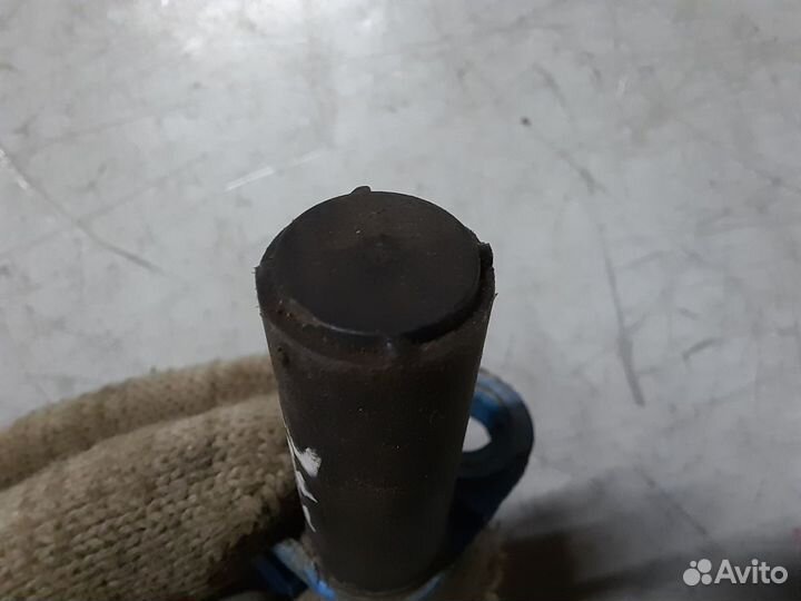 Датчик положения коленвала Форд Фокус 2