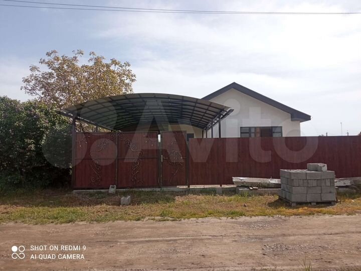 Дом 75,7 м² на участке 6 сот.