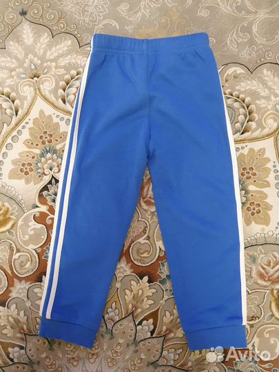 Костюм adidas, рубашка mayoral