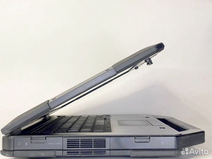 Dell 5414 16Gb SSD 256Gb HD Grh 520 i7-6600U