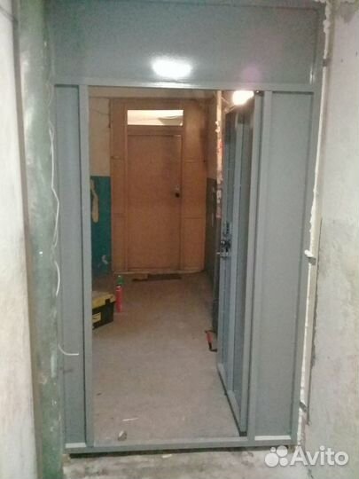 Стальная Тамбурная дверь на общий коридор