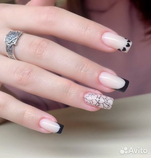 Маникюр с покрытием гель-лаком