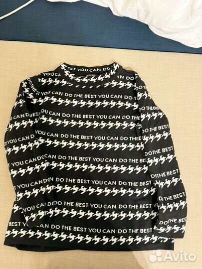 Свитер женский