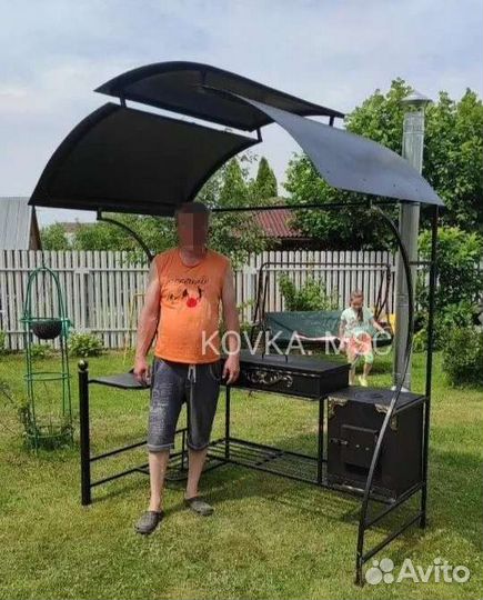 Мангал с крышей