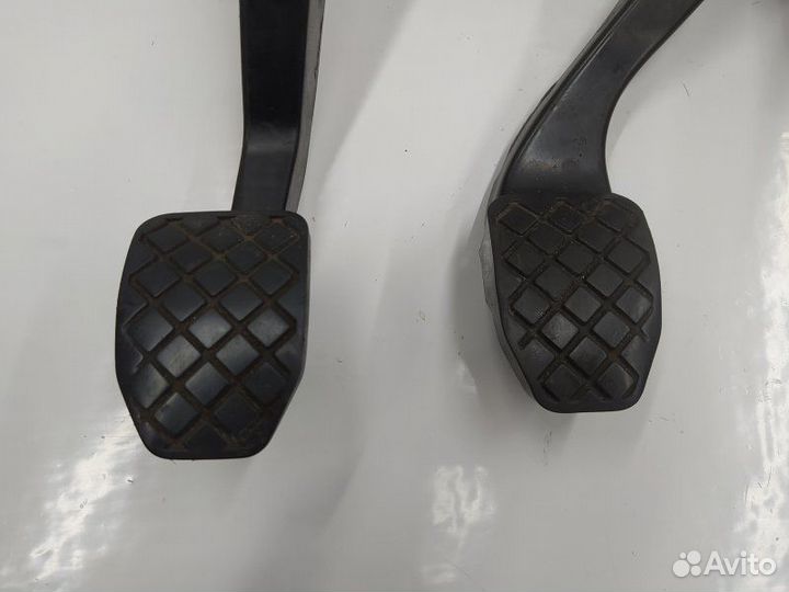 Б/У Б/У Узел педальный (блок педалей) Европа