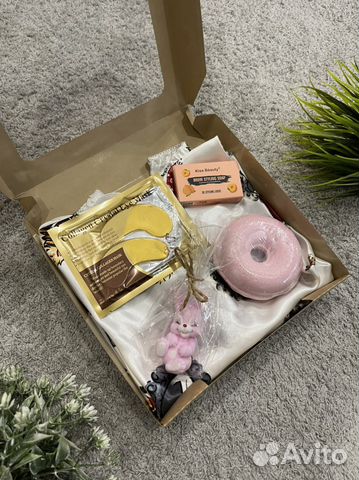 Подарок для женщины с пижамой