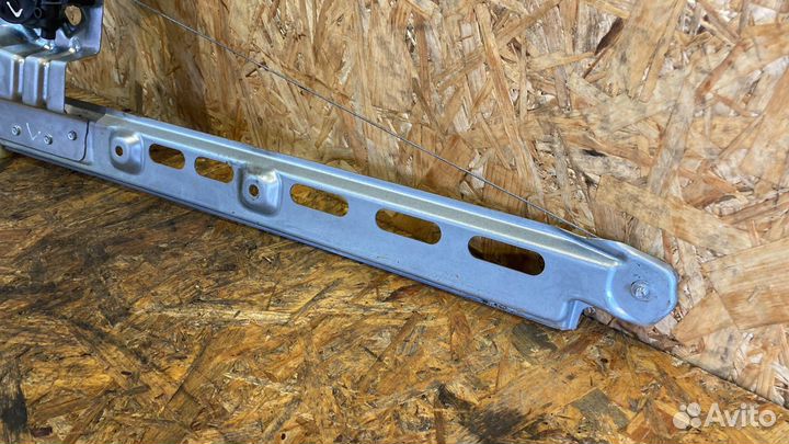 Стеклоподъемник электрический передний левый