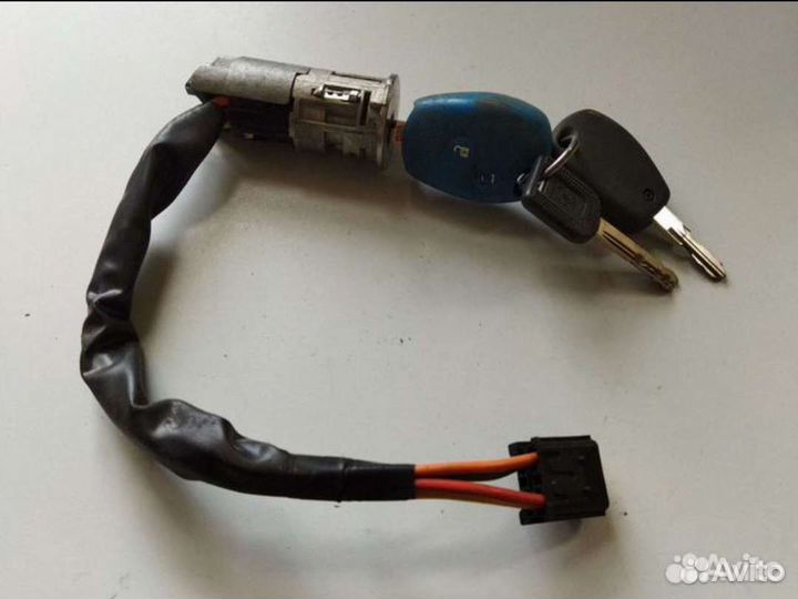Замок зажигания Рено Логан 2