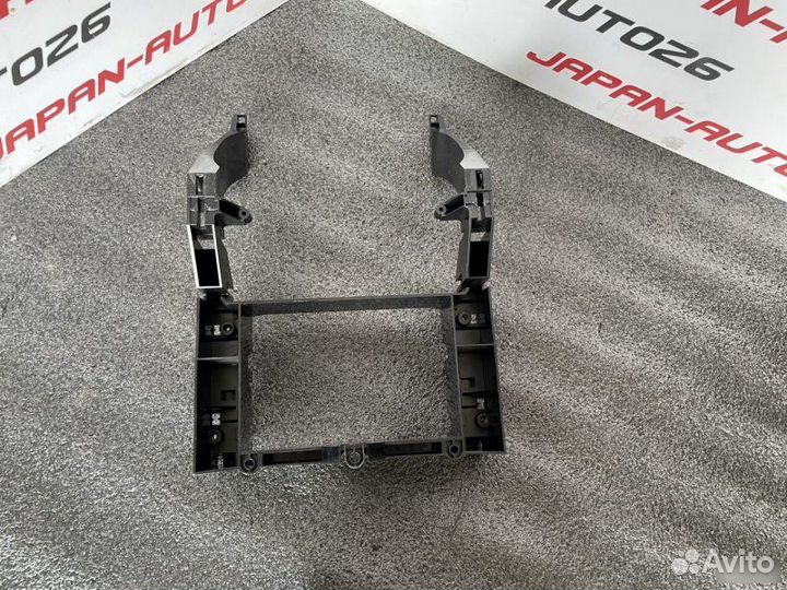 Рамка магнитофона Mercedes-Benz E-Класс W211 3.2