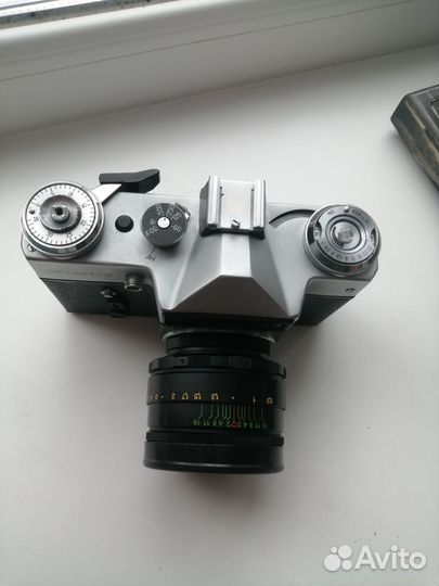 Пленочный фотоаппарат zenit-e